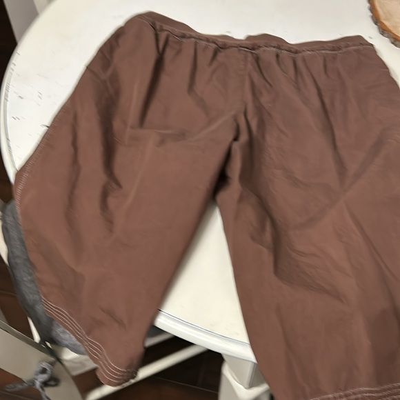 Brown Cotton Capris - Picture 3 of 5